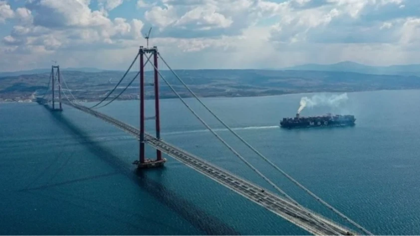 SON DAKİKA: Çanakkale'de transit gemi geçişleri durduruldu