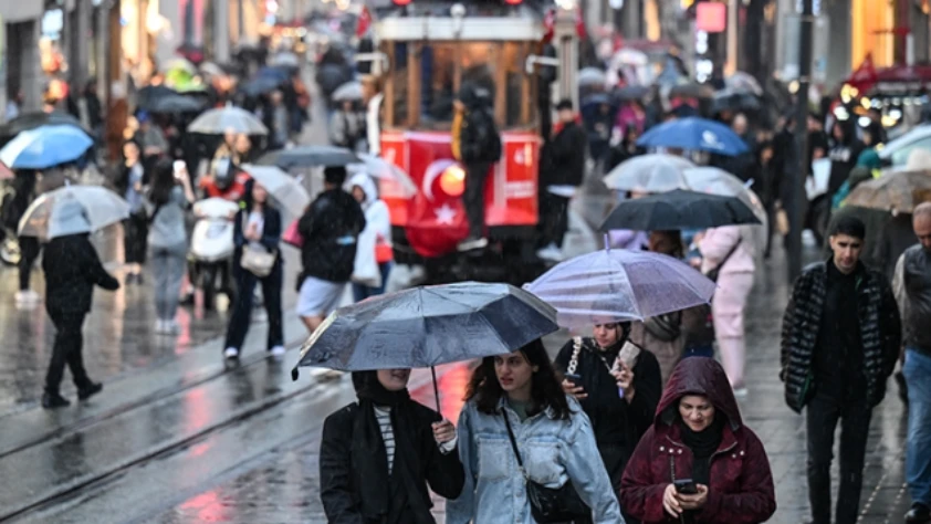 SON DAKİKA İSTANBUL HAVA DURUMU: İstanbul dahil sekiz ilde alarm