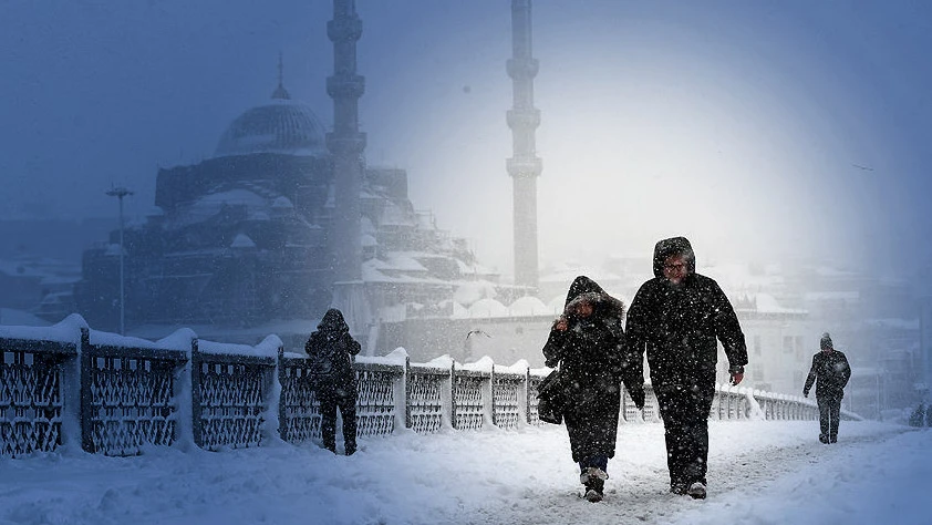SON DAKİKA: İstanbul için kar alarmı! Valilik duyurdu: 19 ilçede yağacak