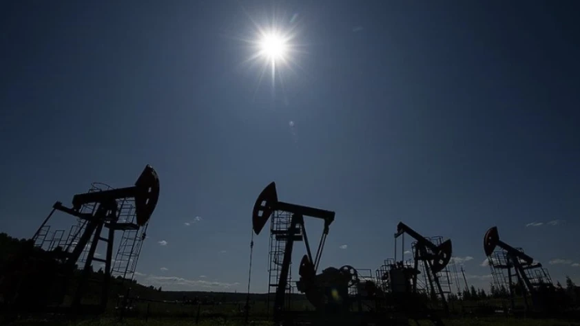 SON DAKİKA: Petrol sert düştü: Trump’ın kararı fiyatları 100 doların altına çekti