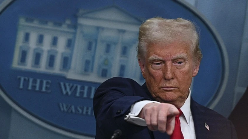 SON DAKİKA: Trump NATO'yu eleştirdi, İran mesajı verdi: Erken ayrılmayacağız