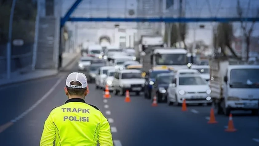 SON DAKİKA: Yola çıkacaklar dikkat! Hafta sonu İstanbul’da bu yollar kapalı SON DAKİKA: Yola çıkacaklar dikkat! Hafta sonu İstanbul’da bu yollar kapalı