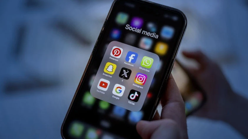 Sosyal medyada 15 yaş sınırı yasalaştı: Yeni düzenlemeyle ilgili merak edilenler