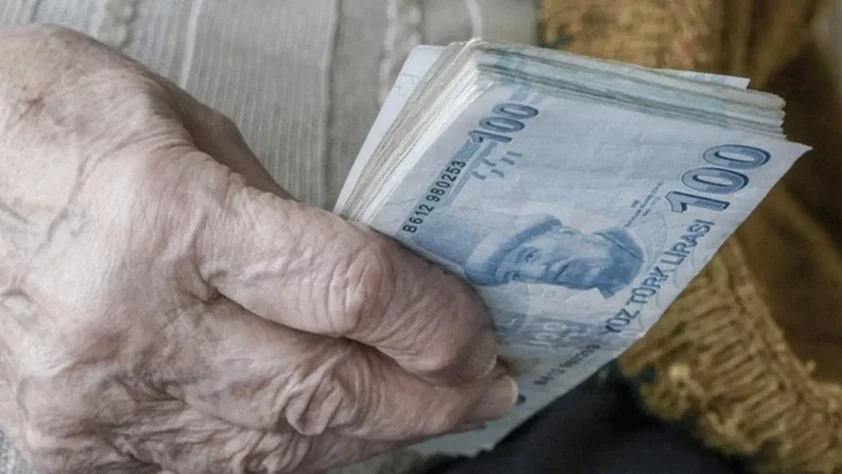 SSK, Bağ-Kur emekli ikramiyesi artıyor! Bayram ikramiyesi için 3 formül masada: İşte ödeme takvimi