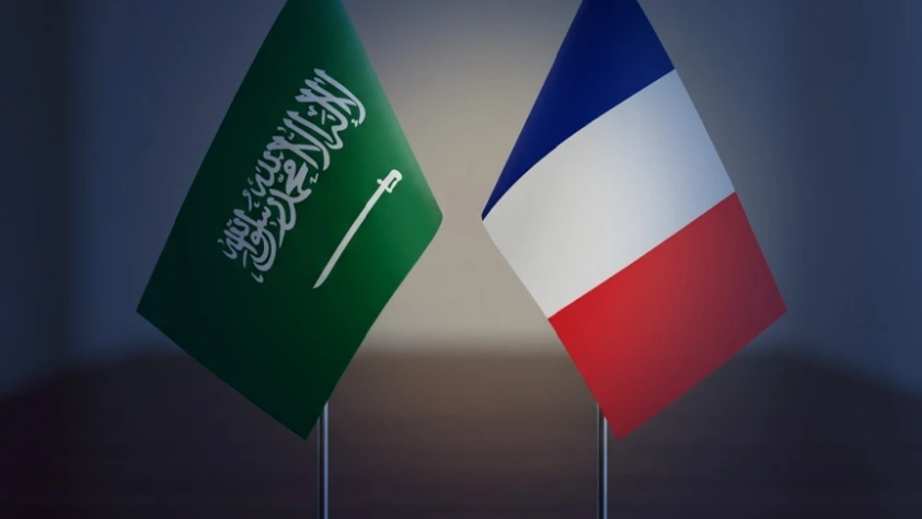 Suudi Arabistan ve Fransa’dan diplomasi trafiği