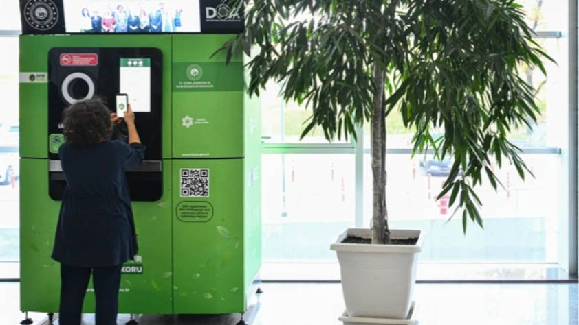 TBMM'nin yeni Sıfır Atık adımı depozito iade makineleri hizmete alındı