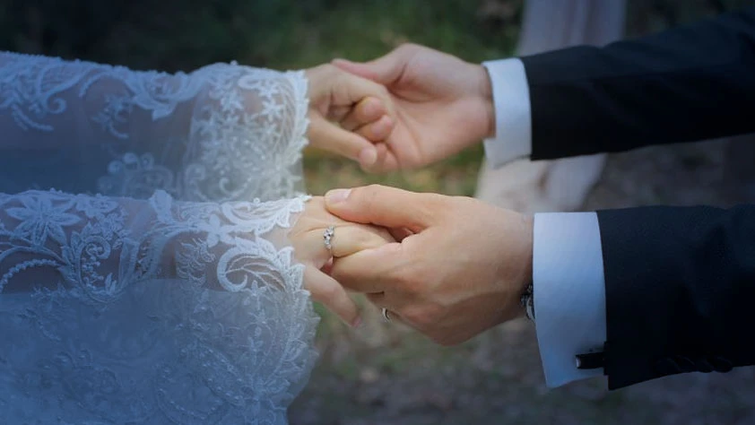 TDV'den evlenecek gençlere büyük destek: 500 bin TL yardım