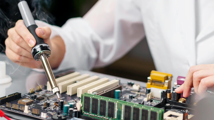 Teknoloji talebi kalayı ateşledi