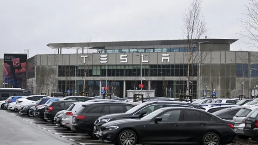 Tesla, Avrupa'da pazar kaybediyor: Eylülde satışı yüzde 18,6 azaldı Tesla, Avrupa'da pazar kaybediyor: Eylülde satışı yüzde 18,6 azaldı
