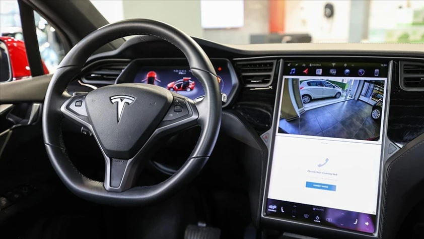 Tesla, yaklaşık 13 bin aracını batarya sorunu nedeniyle geri çağırıyor
