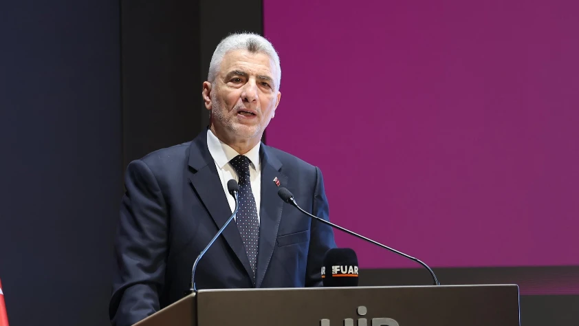 Ticaret Bakanı Bolat: Hizmet ihracatı 121 milyar doları aşacak