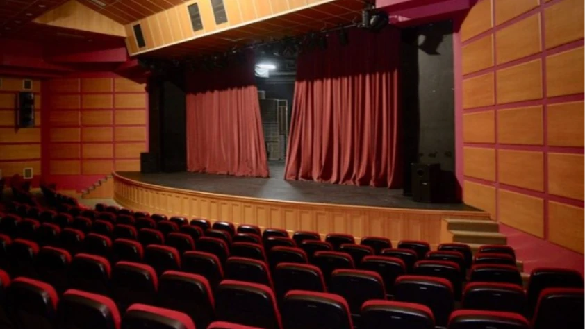 Tiyatro mevsimi geldi! Prömiyerlerin sayısı arttı Tiyatro mevsimi geldi! Prömiyerlerin sayısı arttı