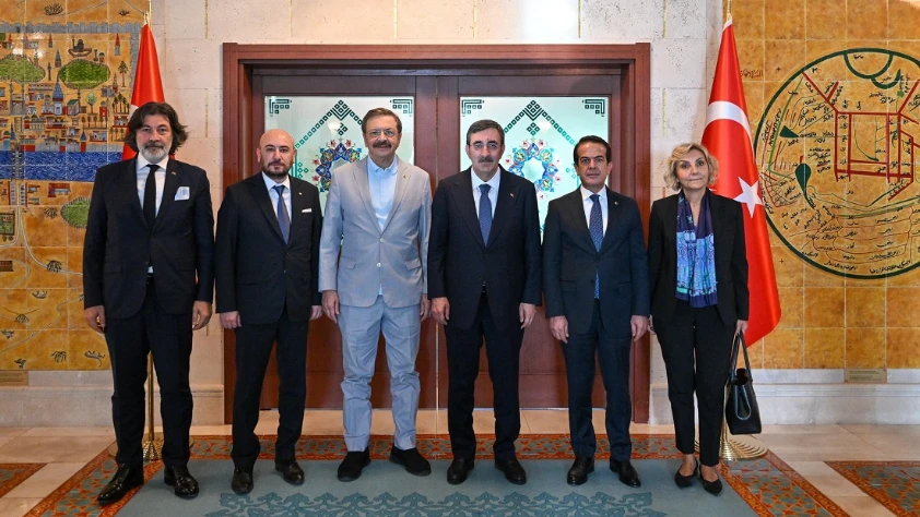 TOBB Başkanı Hisarcıklıoğlu, Cumhurbaşkanı Yardımcısı Yılmaz ile bir araya geldi