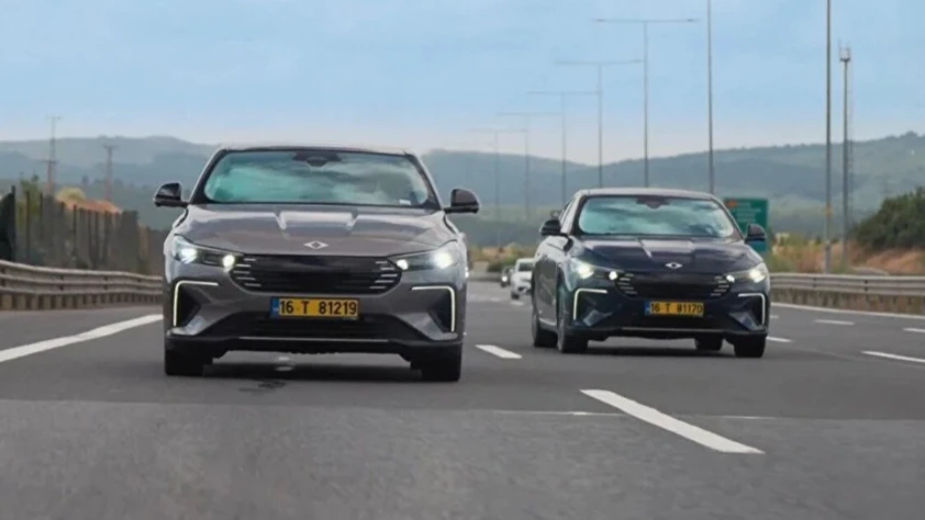 Togg T10F Sedan yeni renkleri 'Mardin' ve 'Urla' ile yollara çıkacak