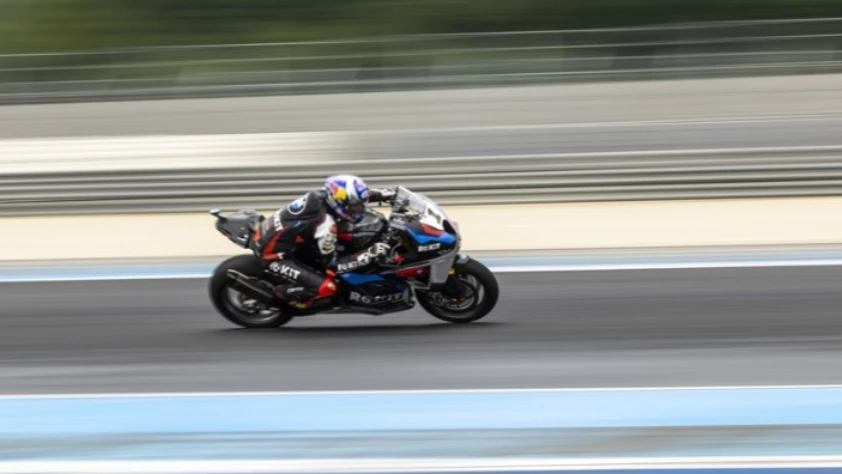 Toprak Razgatlıoğlu, Superbike Macaristan ayağının ikinci yarışını da kazandı
