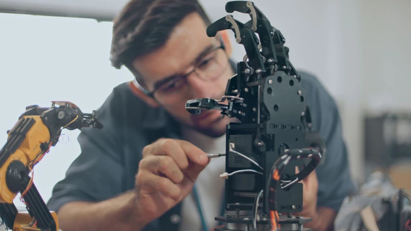 Toshiba’dan dünyada bir ilk: Robotikte kuantum sıçraması