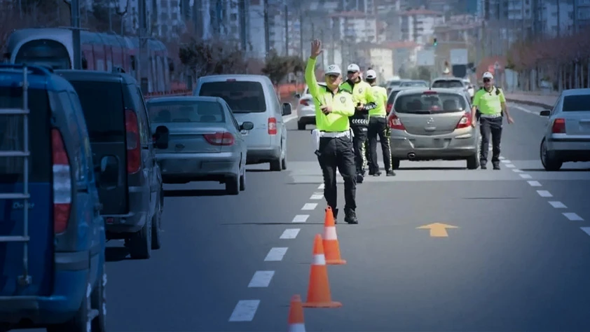 Trafikte yeni dönem: İhlallere rekor cezalar geliyor