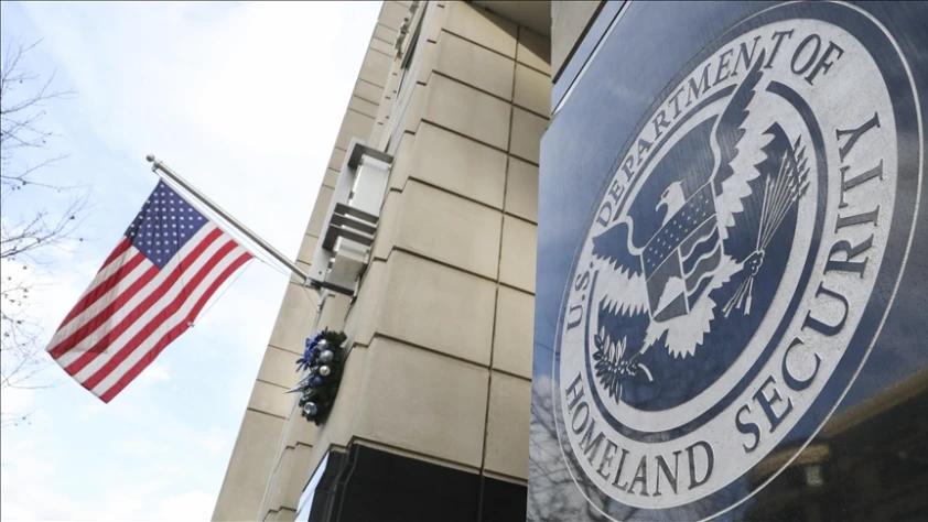 Trump'ın getirdiği çalışma vizesi ücreti şirketleri endişelendiriyor Trump'ın getirdiği çalışma vizesi ücreti şirketleri endişelendiriyor