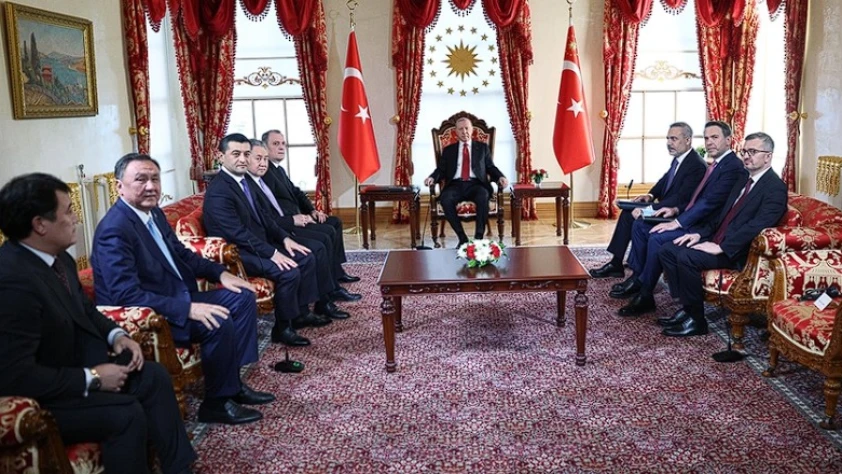 Türk Devletleri Teşkilatı İstanbul’da toplandı: Erdoğan heyeti kabul etti
