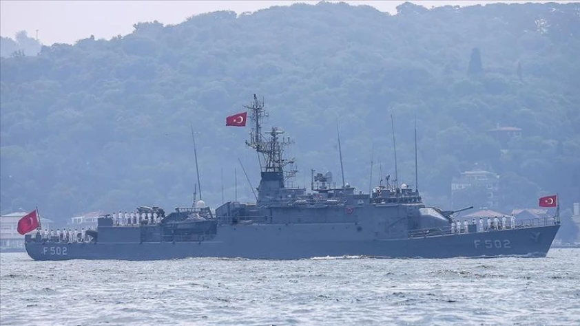 Türk savaş gemileri KKTC'deki limanlarda ziyarete açılacak