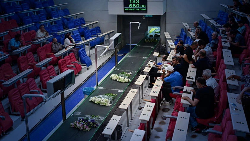 Türkiye'nin çiçek ticaretinin kalbi İstanbul'da atıyor: Çiçek borsasında işlem hacmi büyüyor