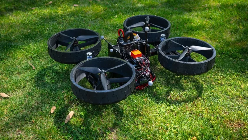 Uçarken dönüşen robot: ATMO sahada