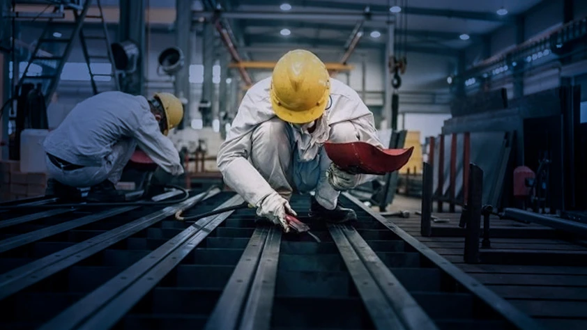 Ücretli çalışan sayısı yükseldi: Aralık 2025'te 15,7 milyon kişiye ulaştı