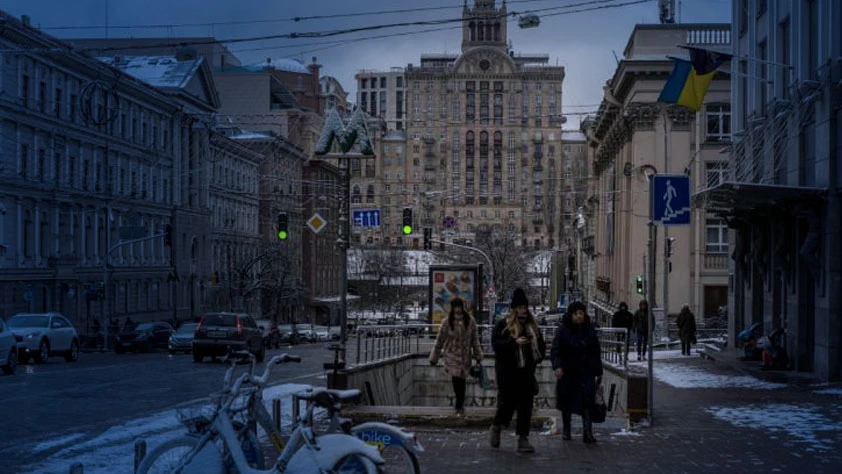 Ukrayna enerji şebekesinde çöktü: Batı ve orta kesimlerde eş zamanlı kesintiler yaşandı
