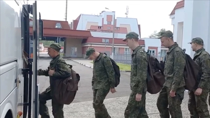 Ukrayna ve Rusya arasında 25 yaş altı esirler için ilk takas gerçekleşti