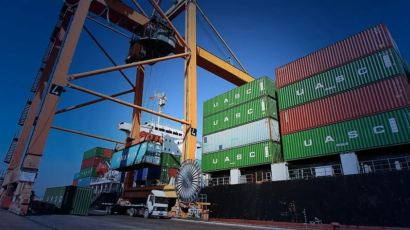 Üretimin lokomotifi serbest bölgelerden ihracatta güçlü performans: 10 ayda 10,3 milyar dolar