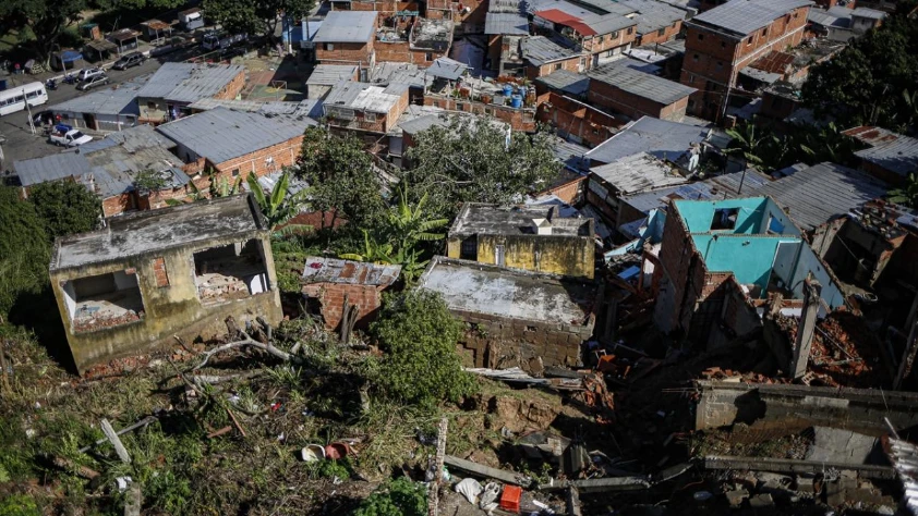 Venezuela'da şiddetli yağışlar sonucu altın madeni çöktü: 14 işçi hayatını kaybetti