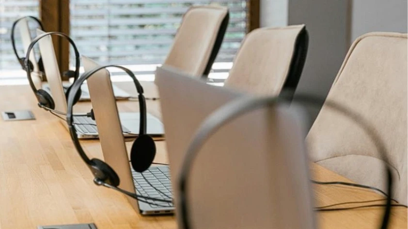 Vergi hattına yoğun talep: 1,1 milyon soru yanıtlandı