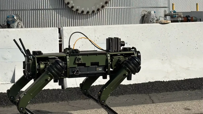 Veri merkezlerinin yeni muhafızları: Dört ayaklı robotlar görevde