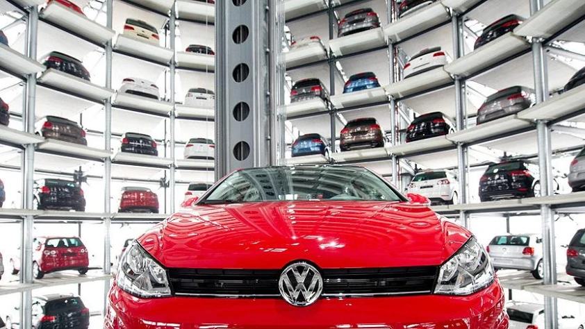 Volkswagen, 50 bin kişiyi işten çıkaracak