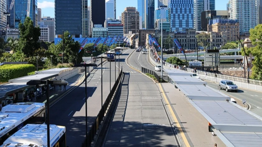 Yakıt krizi ulaşımı vurdu: Avustralya’da toplu taşıma ücretsiz oluyor