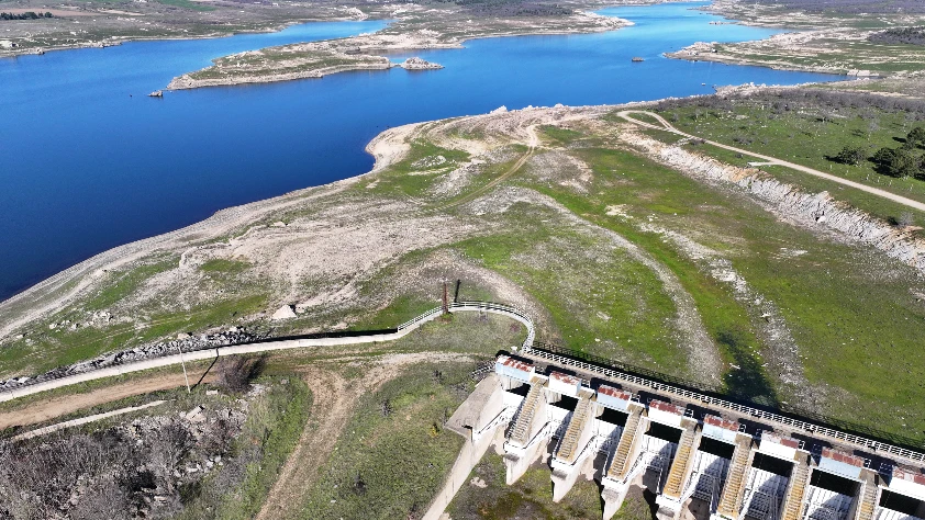 Yapay zeka çağında su alarmı