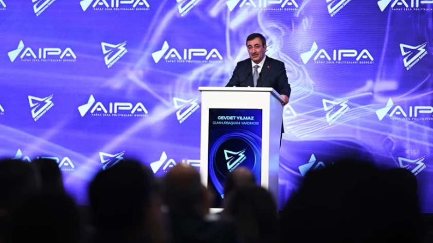 'Yapay zekada insan odaklı Türkiye modeli'! Cumhurbaşkanı Yardımcısı Cevdet Yılmaz'dan açıklamalar
