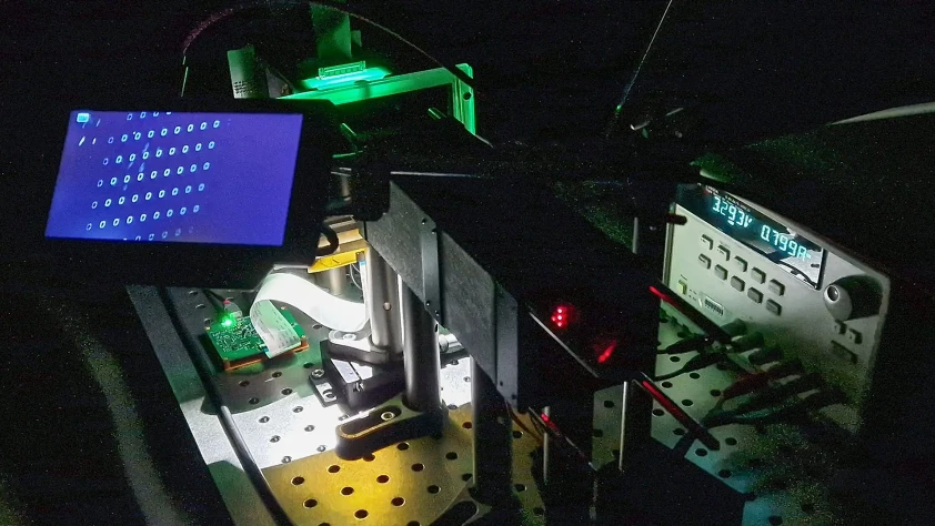 Yapay zekanın enerji sorununa karşı LED tabanlı nöromorfik bilgisayarlar