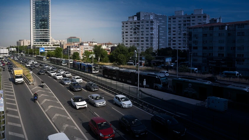 Yeni trafik düzenlemesi sonrası makas atma ihlali yüzde 93 azaldı