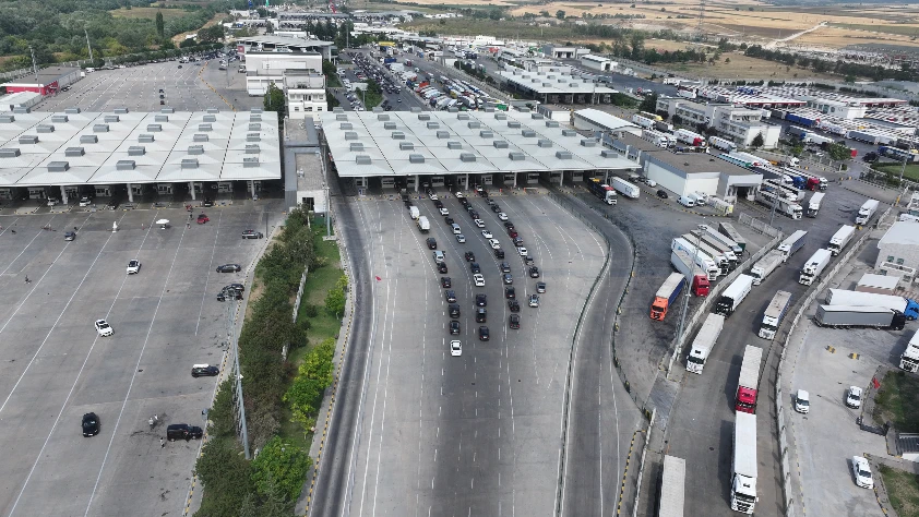 Yenilenen sınır kapılarıyla ticaret katlanacak