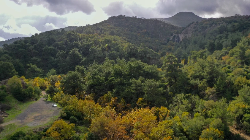 Yunt Dağları ile bölgedeki Türkmen Şelaleleri doğaseverleri ağırlıyor
