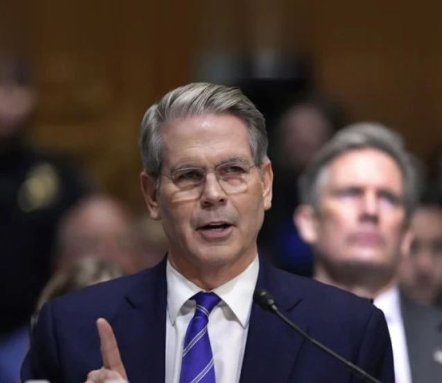 ABD Hazine Bakanı Bessent açıkladı: Yüzde 15'lik küresel gümrük vergisi bu hafta uygulanmaya başlanıyor