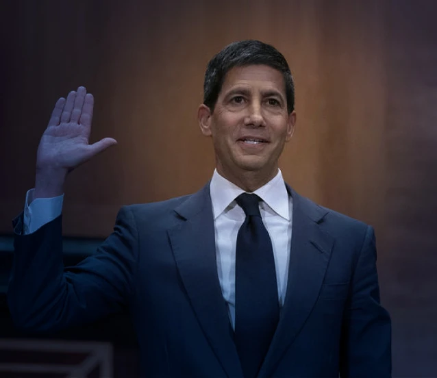ABD Senatosu'ndan onay çıktı: Fed'de Kevin Warsh dönemi başlıyor