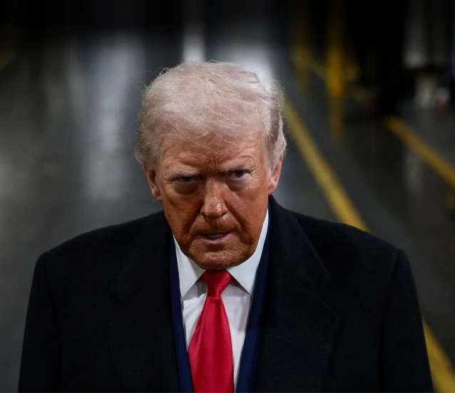 Trump anketlerde çöküşte! Onay oranı yüzde 37'ye kadar düştü