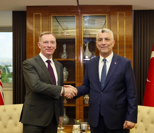 Türkiye ve Birleşik Krallık ekonomik iş birliğini güçlendiriyor: Ticarette hedef 40 milyar dolar