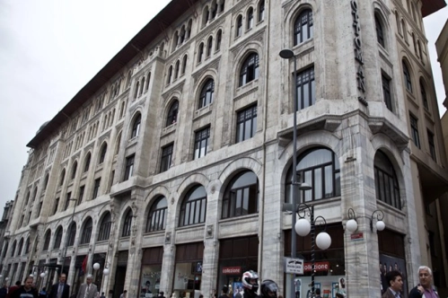 Istanbul's century-old trade monuments: Hans Istanbul's century-old trade monuments: Hans