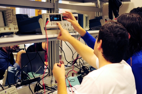 Elektrikli ekipmana ‘güvenlik’ uyarısı Elektrikli ekipmana ‘güvenlik’ uyarısı