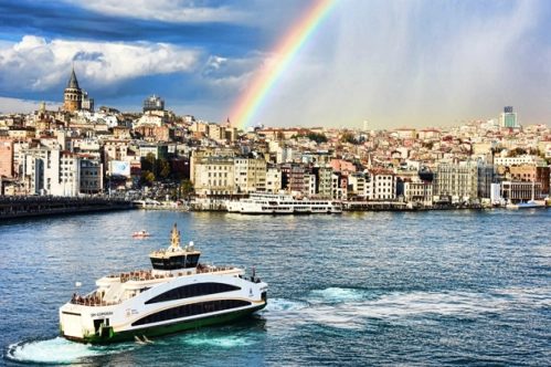 Ticaretin merkezinde gök kuşağı sürprizi Ticaretin merkezinde gök kuşağı sürprizi