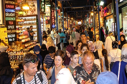 Çarşı pazara yakın durun Çarşı pazara yakın durun