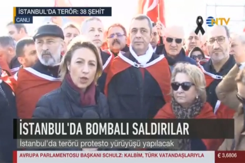 İTO, Beşiktaş'taki alçak terör saldırılarına karşı 'kol kola' yürüdü - NTV İTO, Beşiktaş'taki alçak terör saldırılarına karşı 'kol kola' yürüdü - NTV